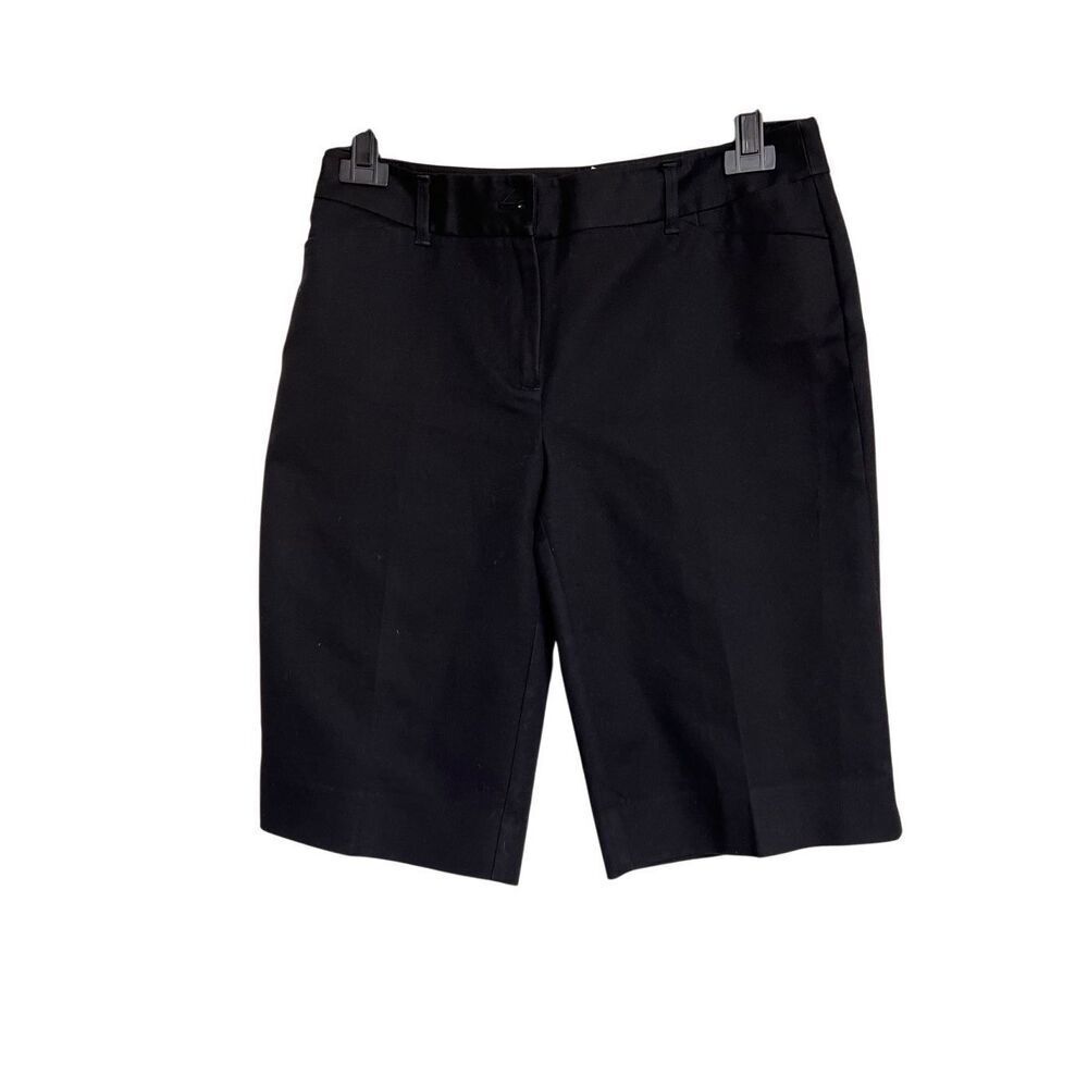Chico's Shorts Womens Size 0.5 6 Black Bermuda The Ultimate Fit Smooth Stretch